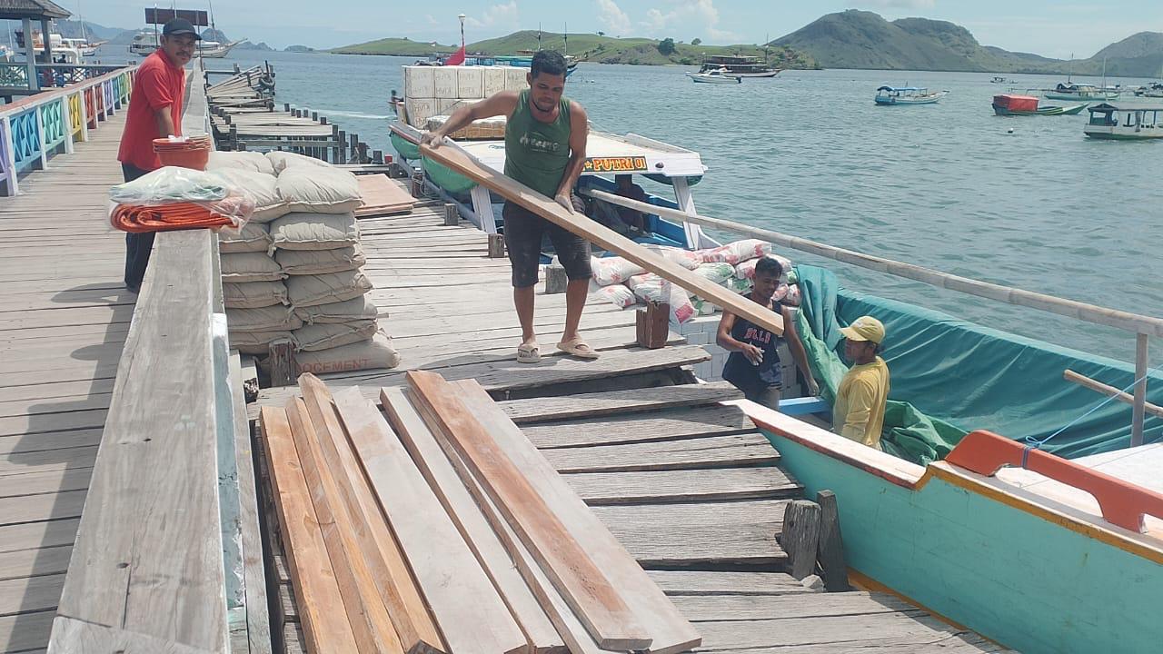 Brantas Abipraya Majukan Masyarakat Pulau Komodo melalui Program Ata Modo