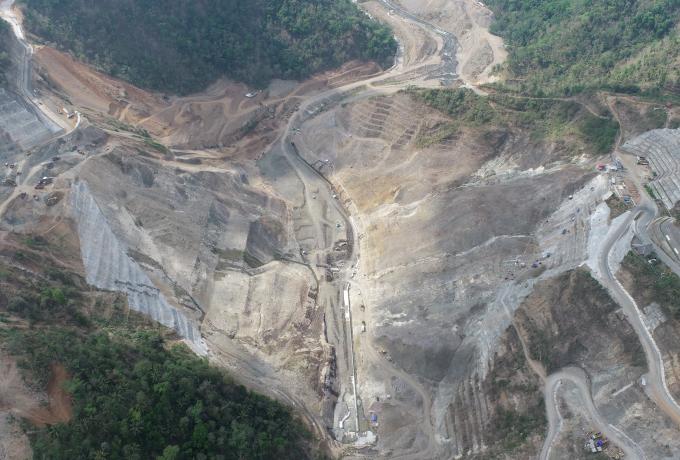 Brantas Abipraya Bangun Bendungan Bener